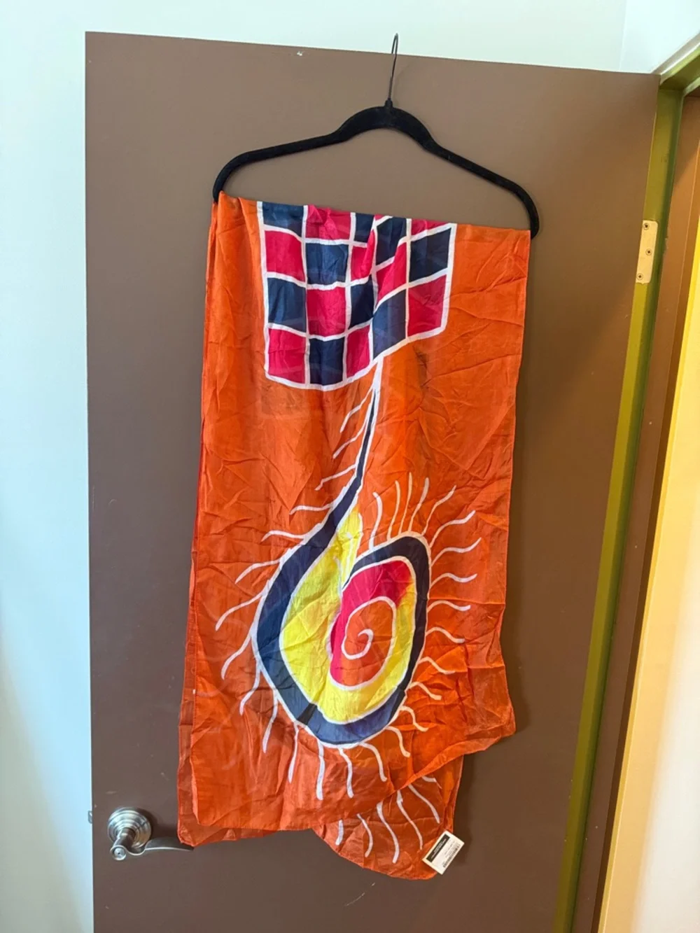 NWT Artisan Handmade in Bangladesh Hand-Painted Silk Scarf - Picture 4 of 4